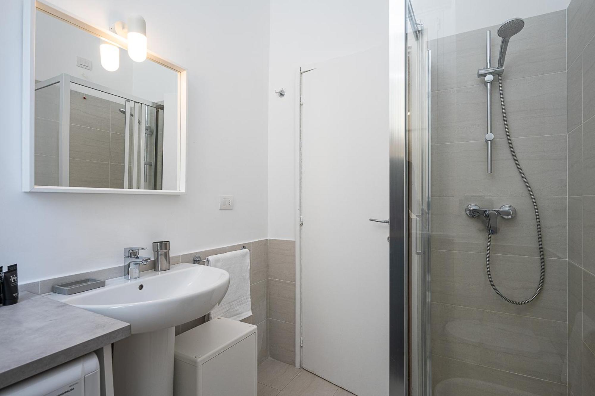 Classbnb - Ampio Appartamento A 1Km Da Citylife ミラノ エクステリア 写真